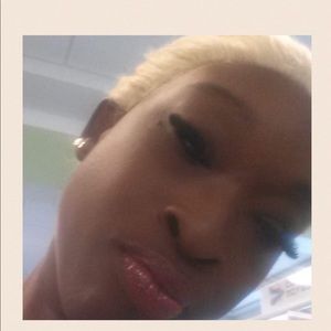 Meet your Posher, Shantel